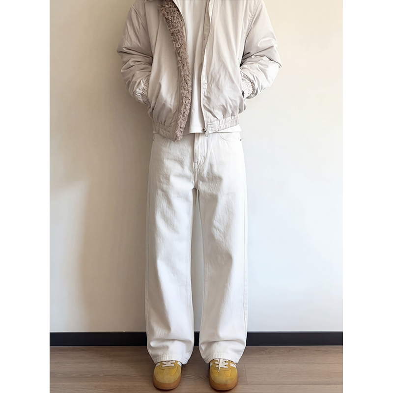 大尺碼直筒純棉牛仔褲 商品展示照